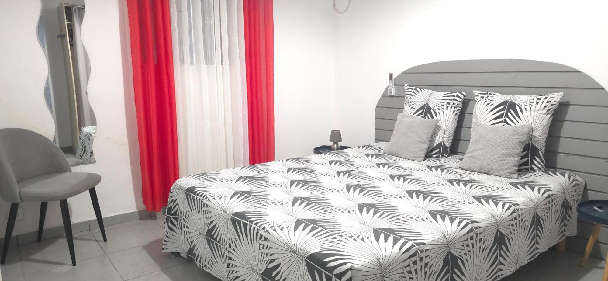 Maison Laurencia - Appartement De L'Etage Сен-Ан Екстериор снимка